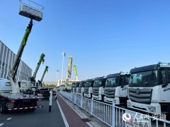 益于采用工业机械人、5G、AI等先辈手艺